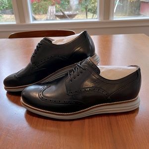 Cole Haan Original Grand Wingtips Size 9